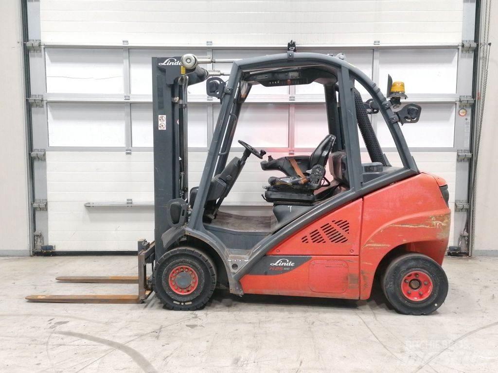 Linde H25D-02 Дизелови камиони