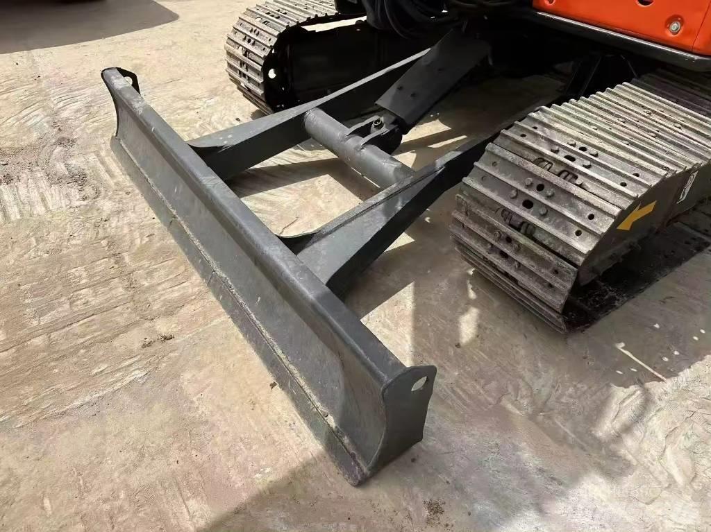 Hitachi ZX 50 U Мини екскаватори < 7 т