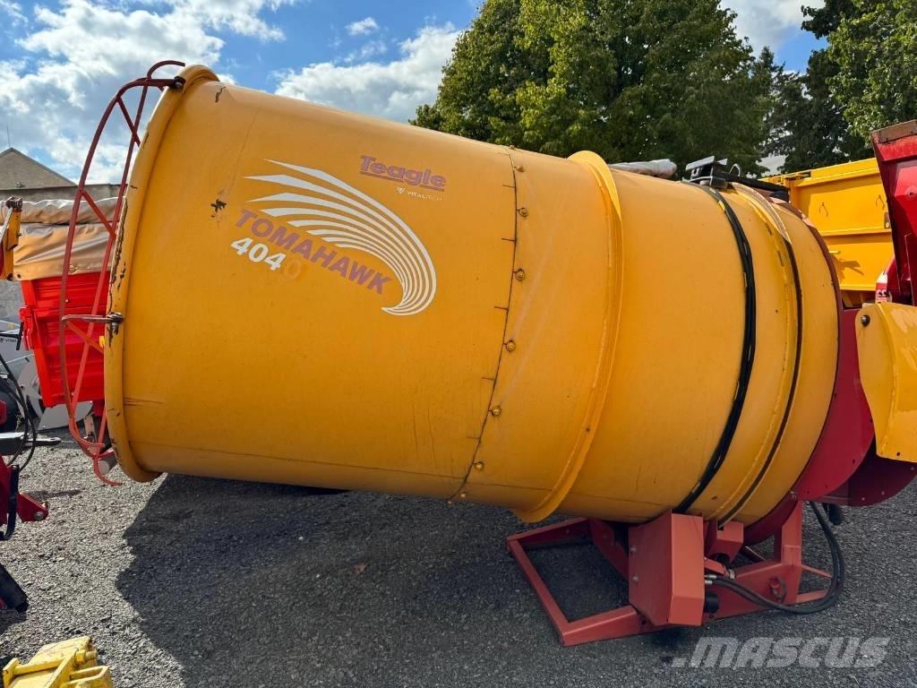 TEAGLE 4040 Хранилки за животни