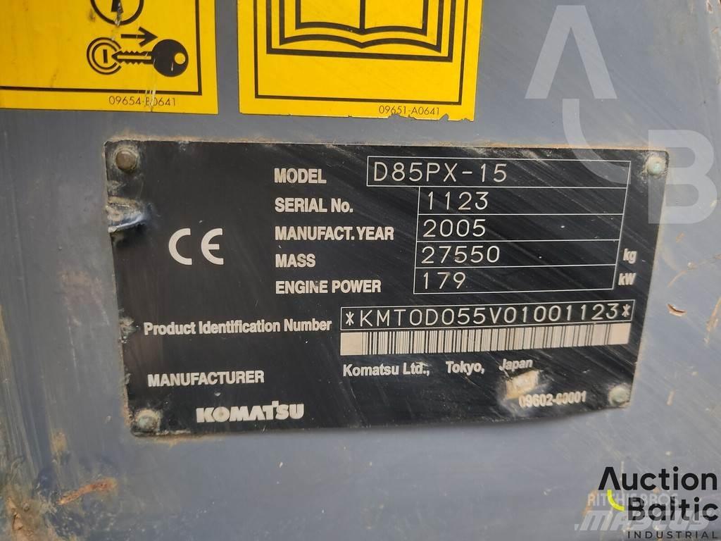 Komatsu D85PX-15 Верижни булдозери
