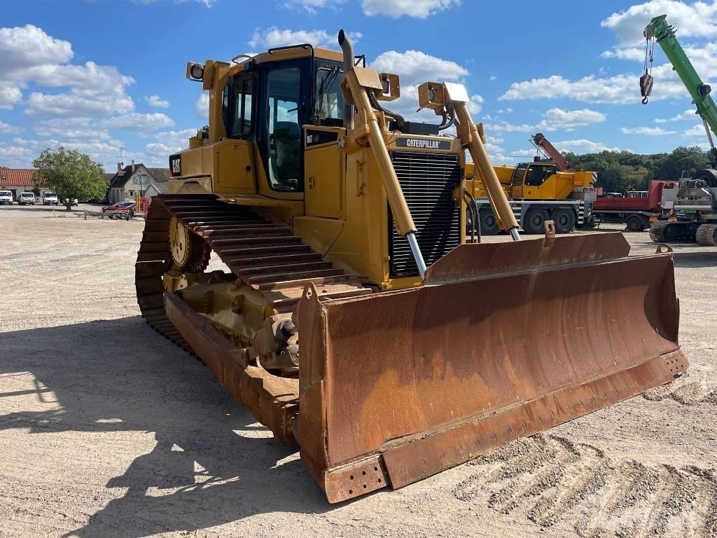 CAT D 6 T LGP Верижни булдозери
