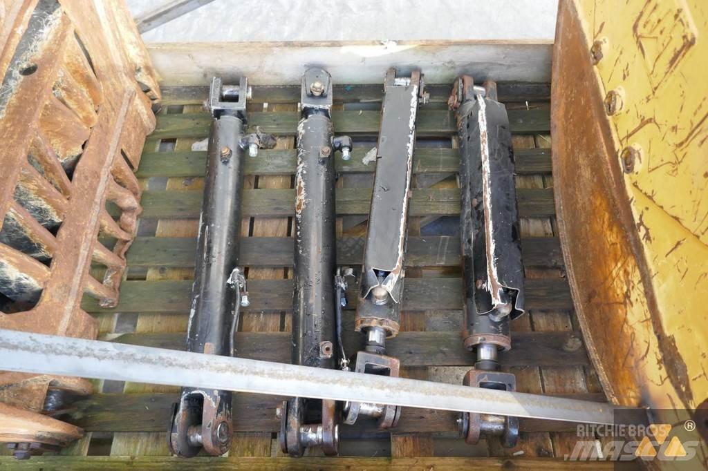 CAT 525D Grapple Транспорт - Други