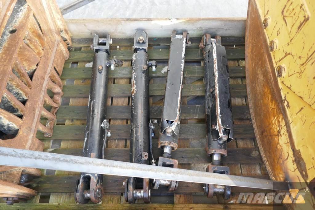 CAT 525D Grapple Транспорт - Други