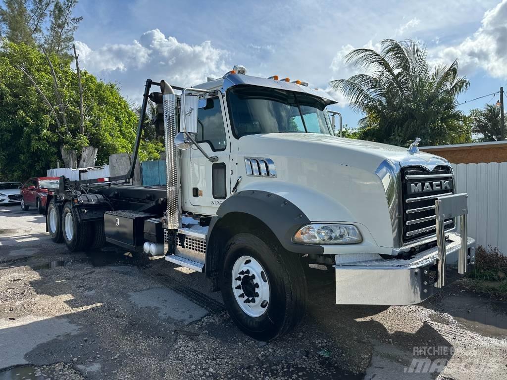 Mack GU813 Разглобяеми надстойки