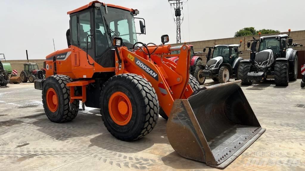 Doosan DL 200-5 Мини товарачи