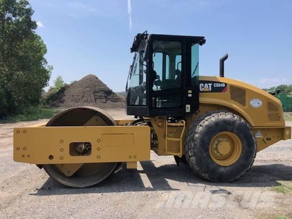 CAT CS 64 B Еднобарабанни ролки
