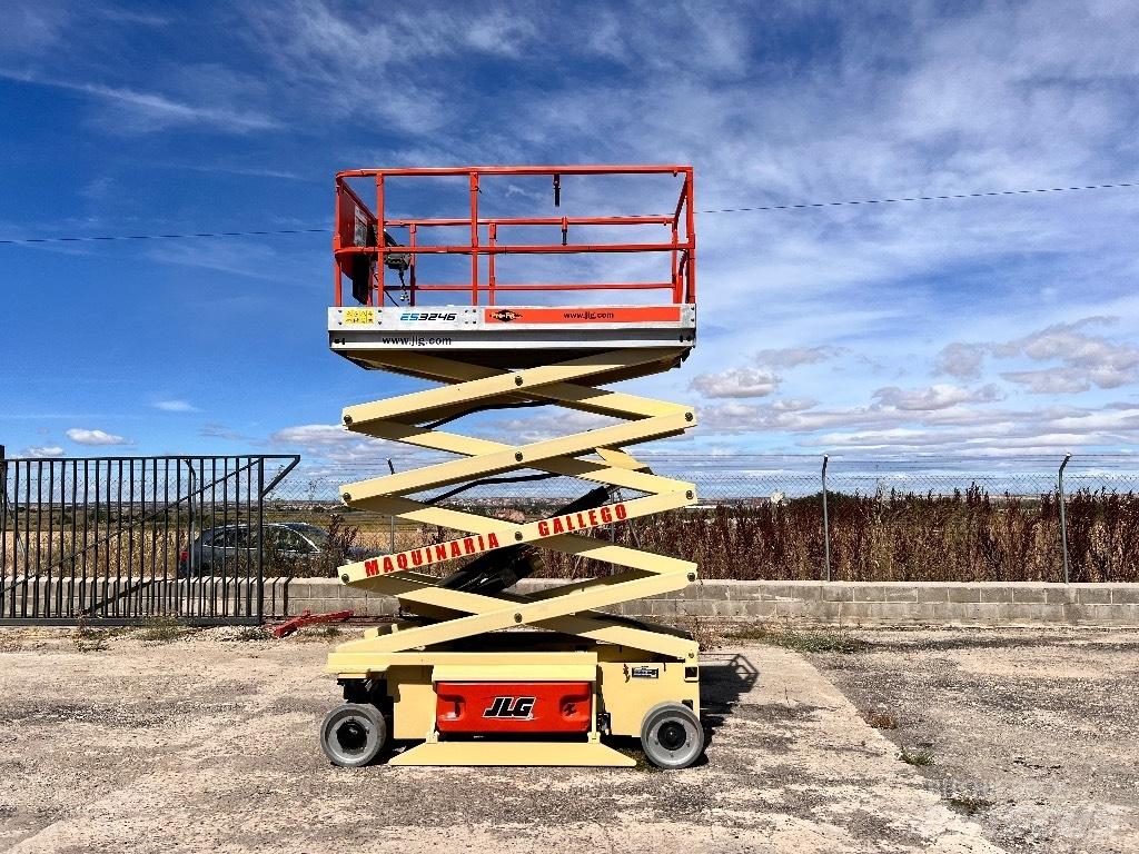 JLG 3246 ES Ножични работни платформи