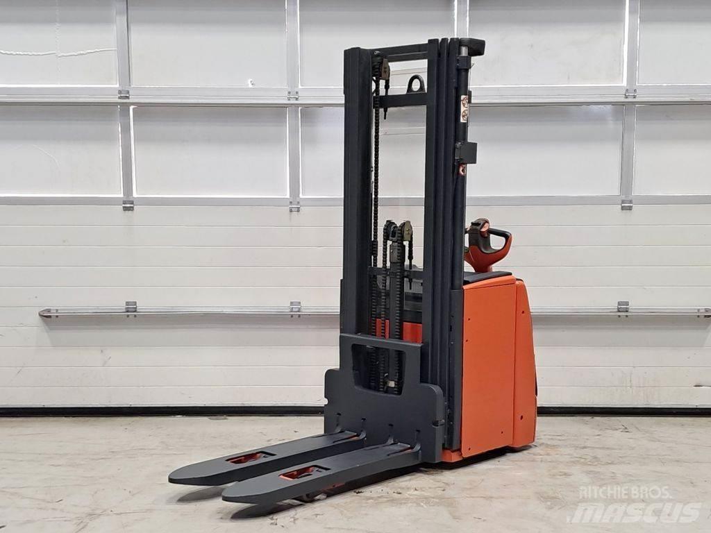 Linde L20 Колички високоповдигачи с теглич