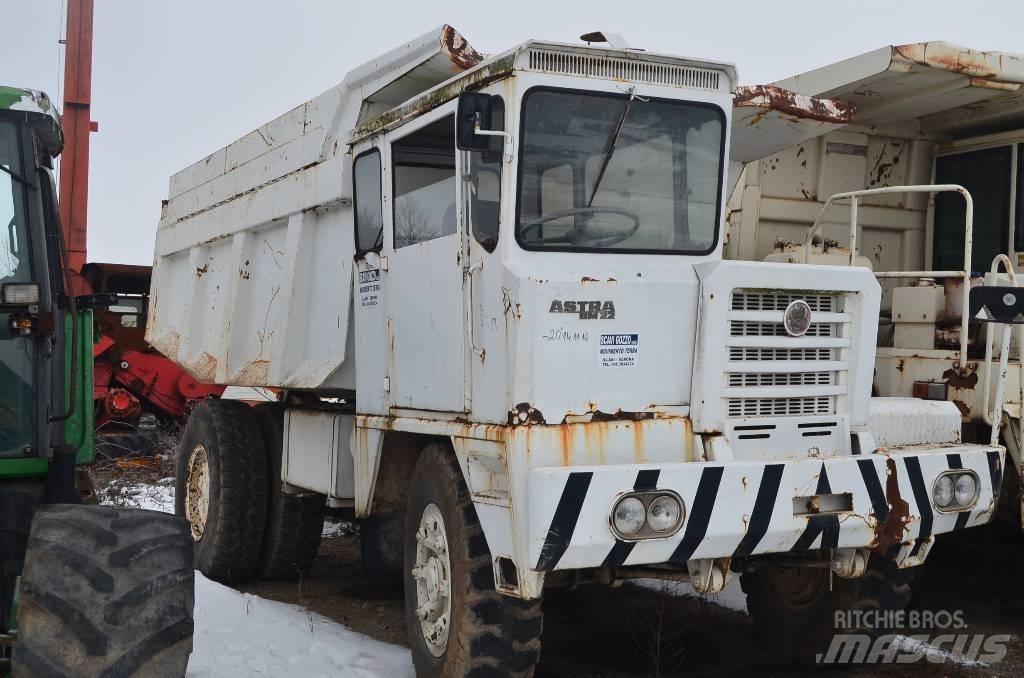  Rigid Astra Bm22 Твърди самосвали
