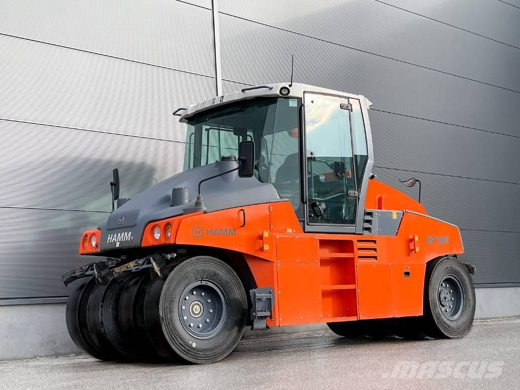 Hamm HP 180I Пневматични гумени  ролки
