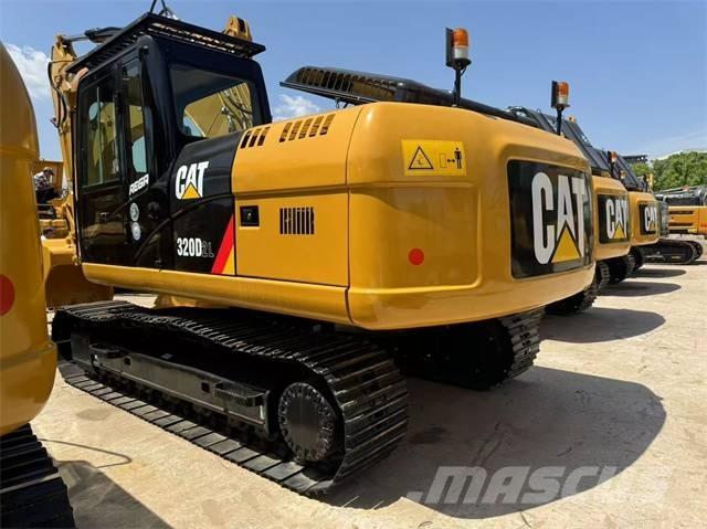 CAT 320 D Верижен екскаватор
