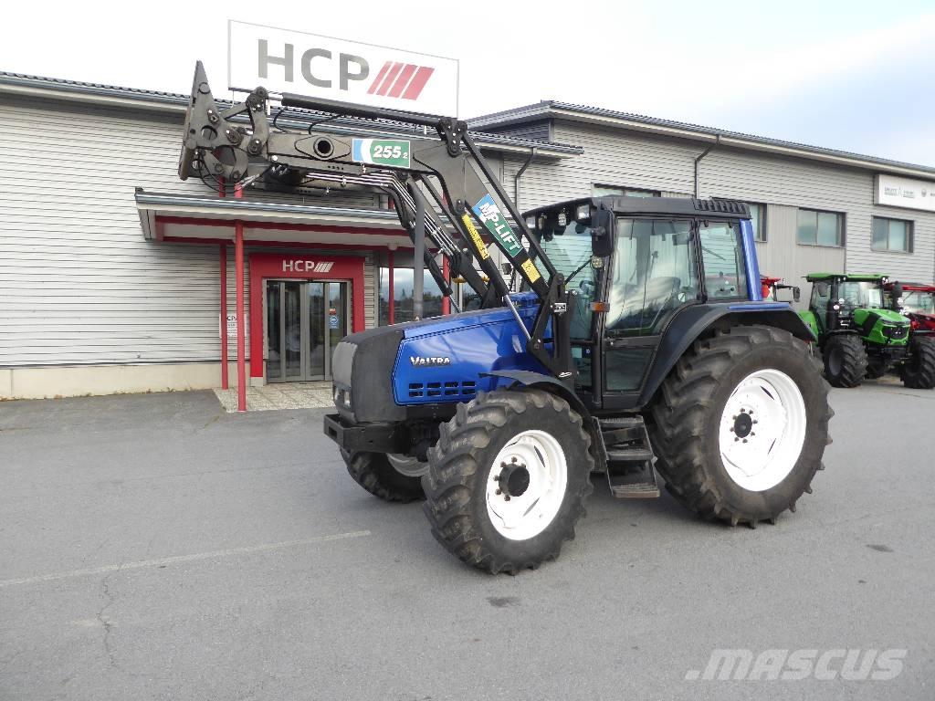 Valtra 6550 Hitech Трактори