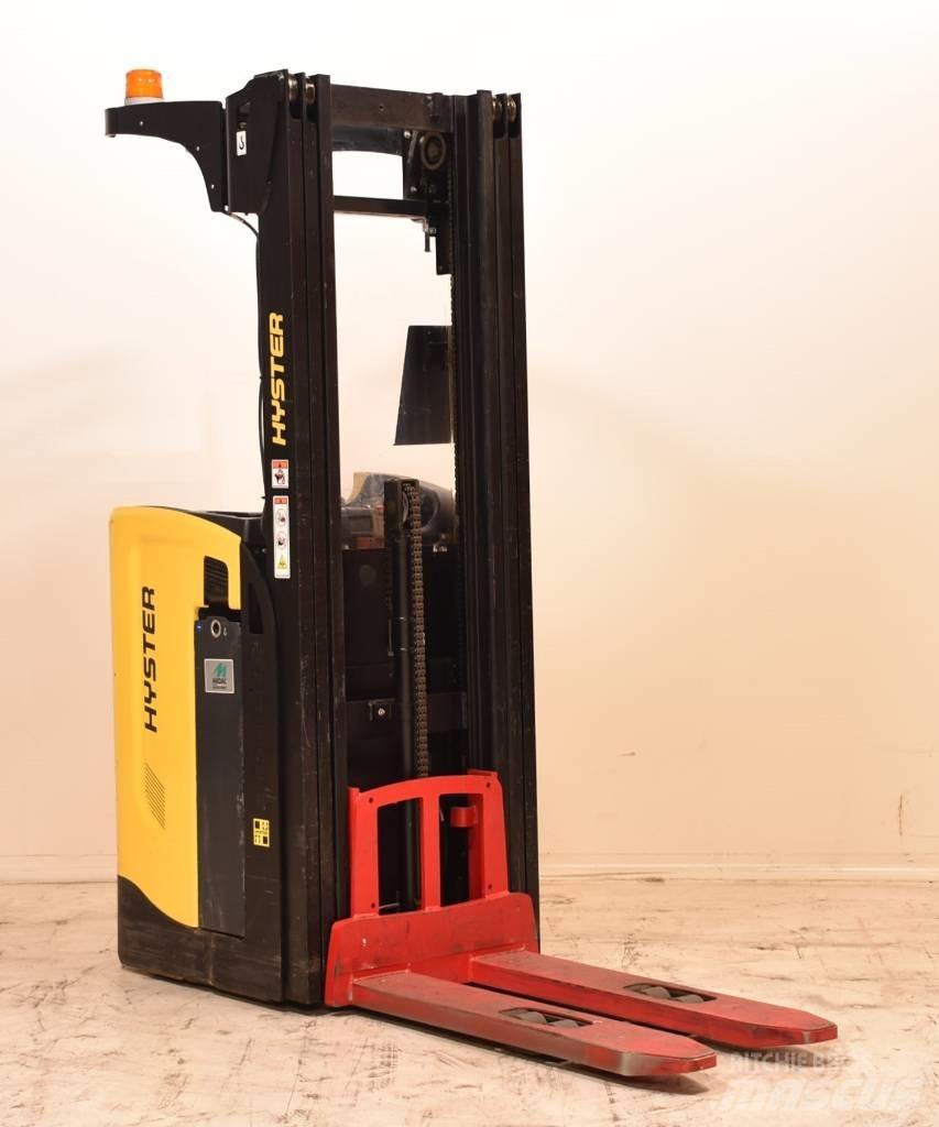 Hyster RS1.6-24 Самоходни товарачи