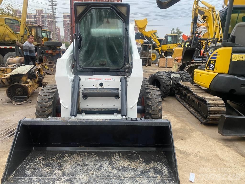 Bobcat S 300 Мини товарачи
