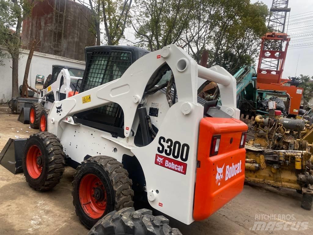 Bobcat S 300 Мини товарачи
