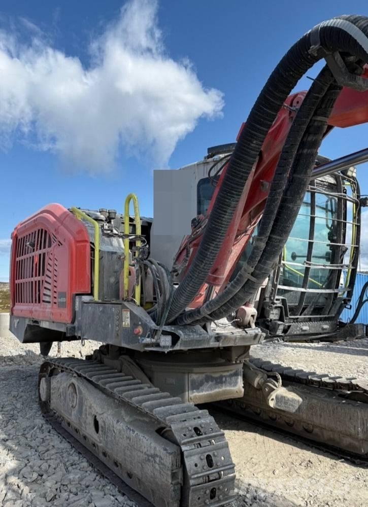 Sandvik DX800i Апаратура за повърхностна редова сеидба