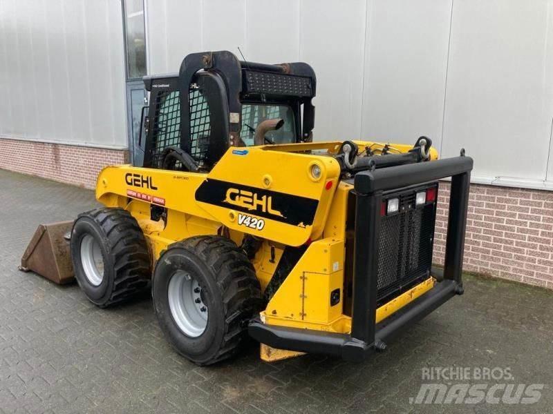 Gehl V420 Мини товарачи
