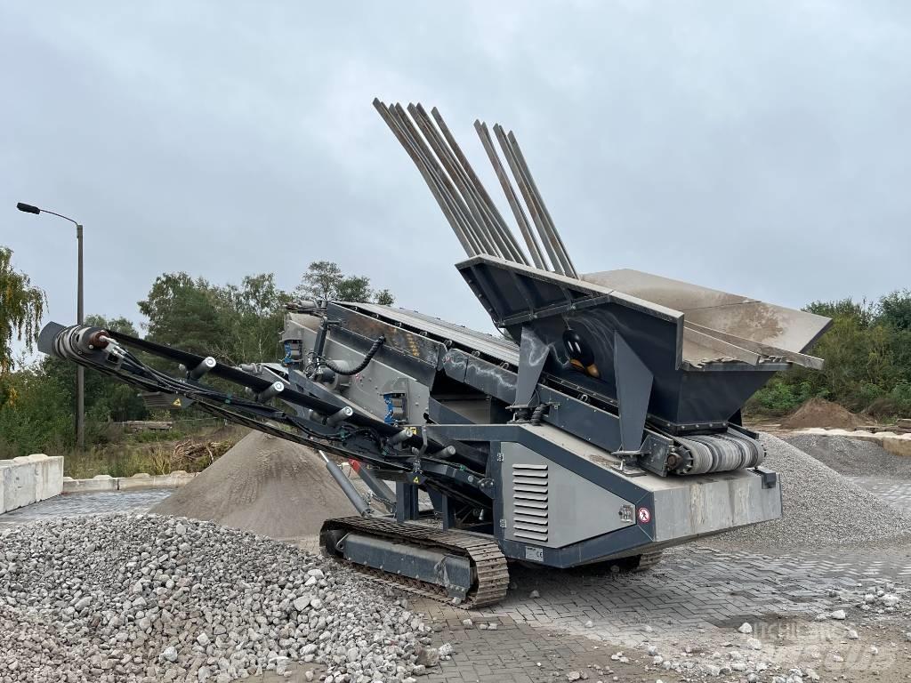 Komplet Kompatto 104 Мобилни скрийнери
