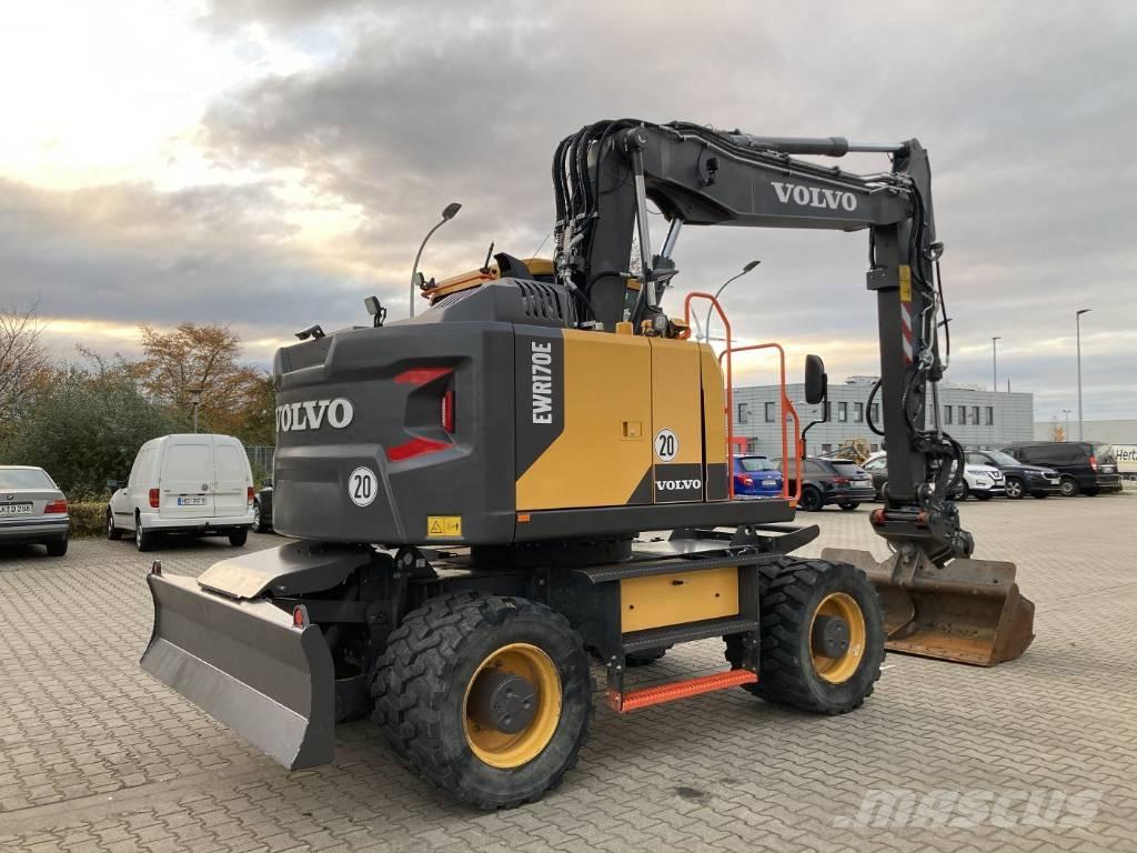 Volvo EWR 170 E Колесни екскаватори