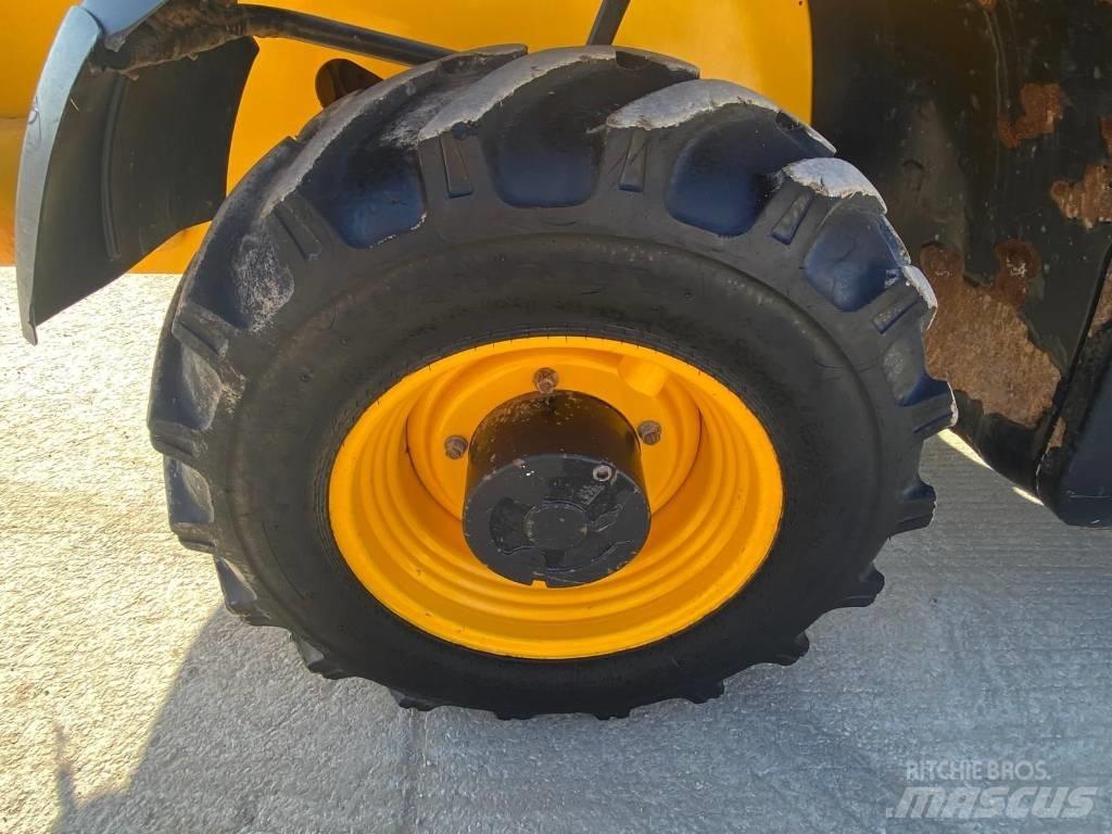 JCB 540-170 Телескопични товарачи