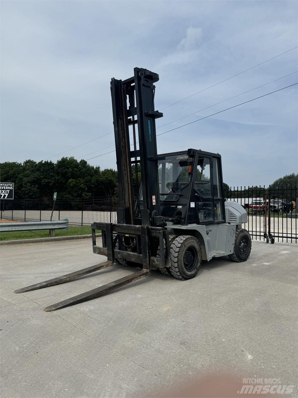 UniCarriers L1F6F70V Вилични кари-повдигачи - други