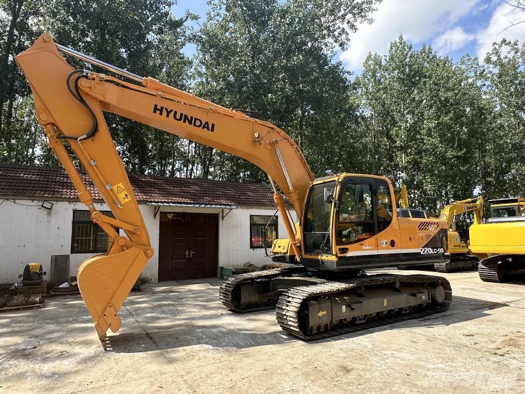 Hyundai 220LC-9S Верижен екскаватор