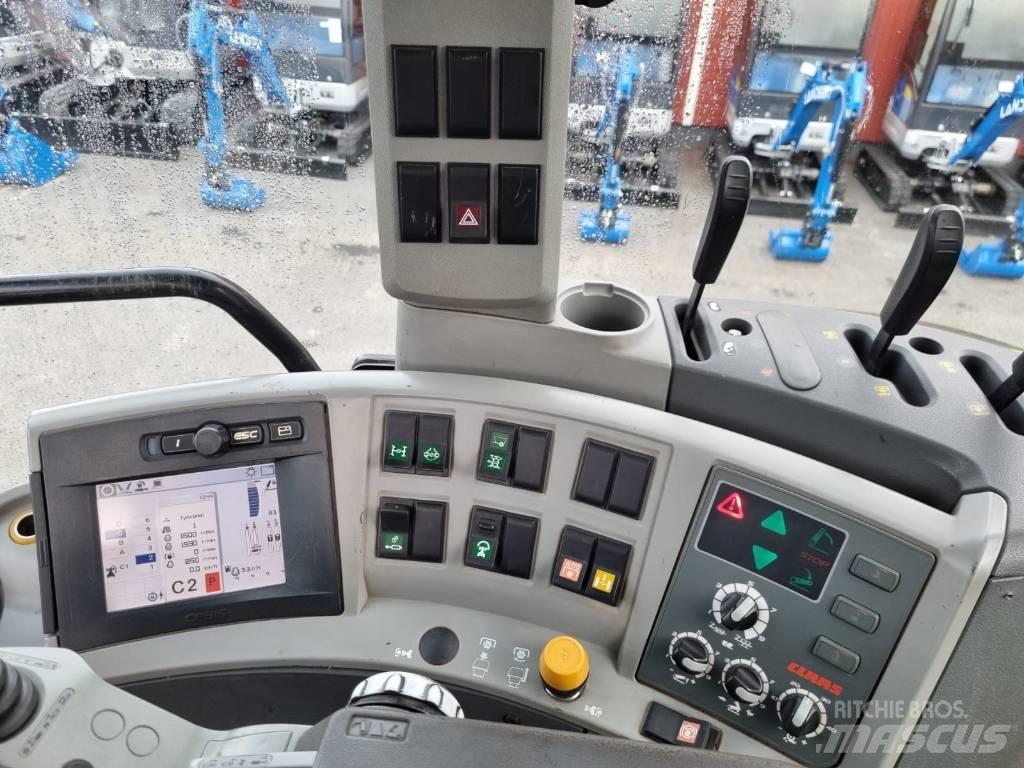 CLAAS 820 Axion Трактори