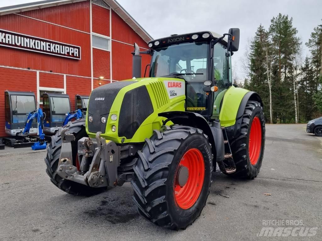 CLAAS 820 Axion Трактори