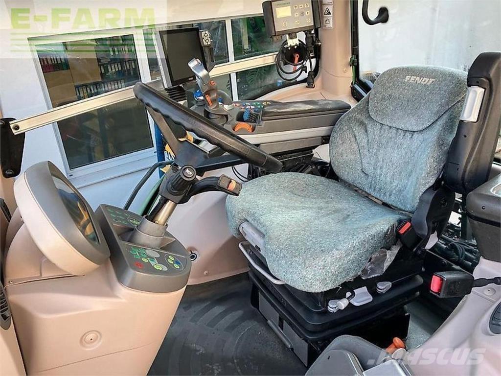Fendt 927 vario Трактори