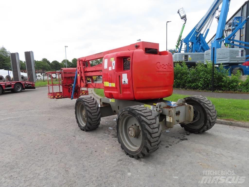 Genie Z 45/25 J Съчленени стрелови подемници