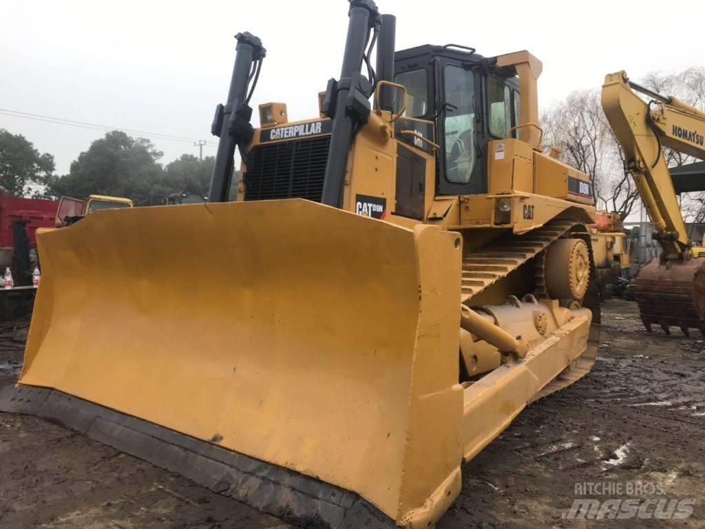 CAT D8N Верижни булдозери
