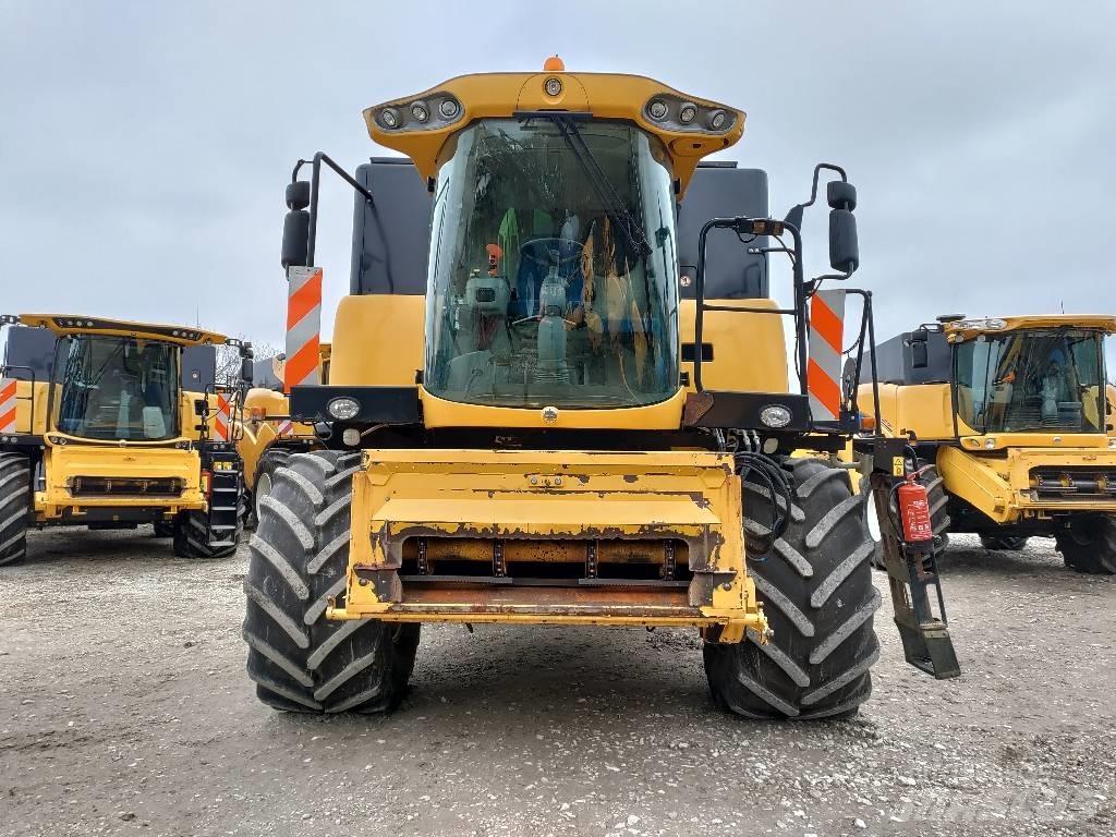New Holland CX 6090 Комбайни
