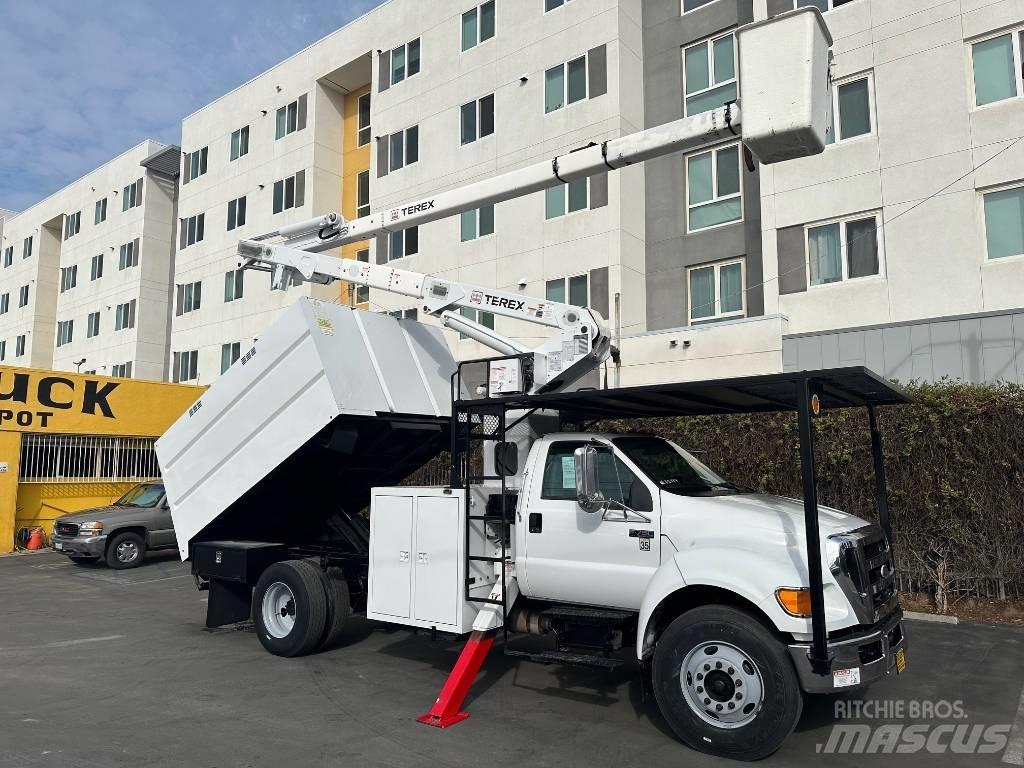 Ford F 750 SD Други