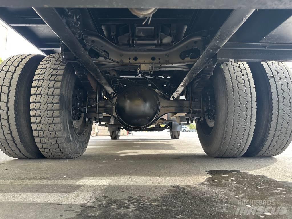 Ford F 750 SD Други