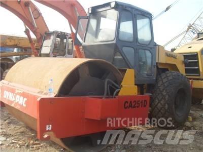 Dynapac CA 251 D Еднобарабанни ролки
