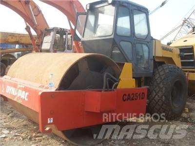 Dynapac CA 251 D Еднобарабанни ролки
