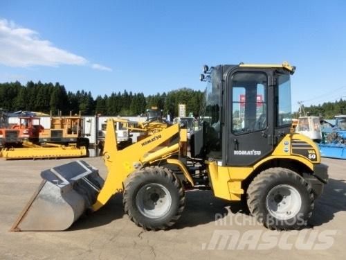 Komatsu WA50-6N0 Колесни товарачи