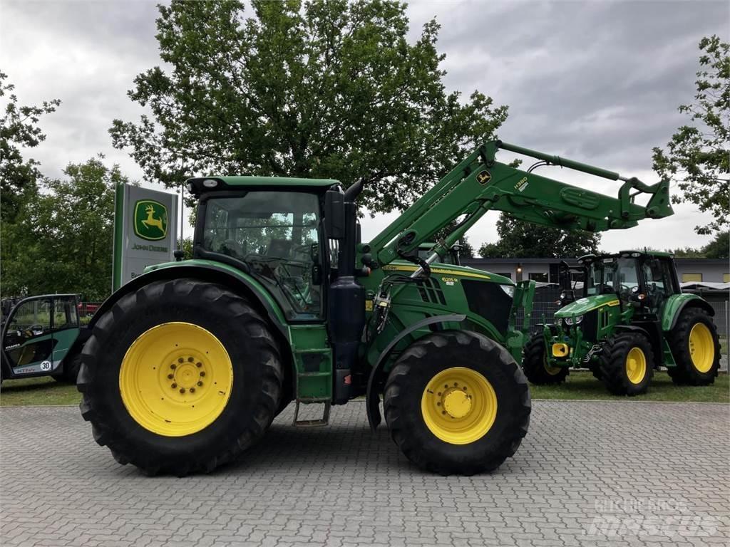 John Deere 6215R Трактори