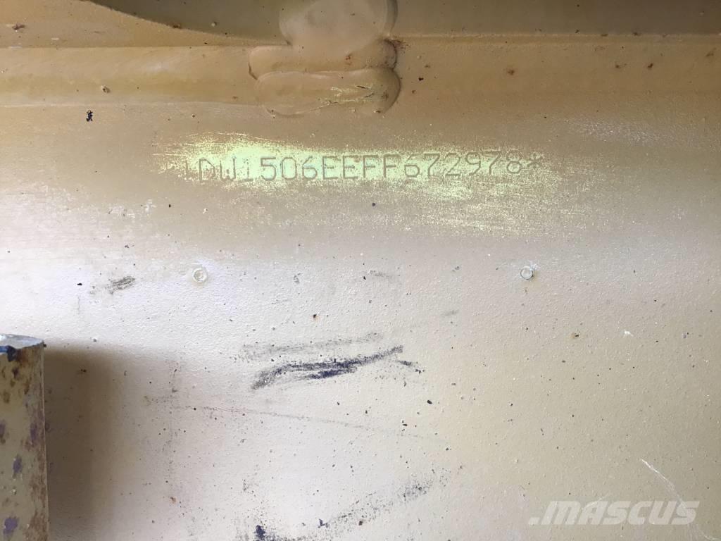 Bell L 1506 E Колесни товарачи