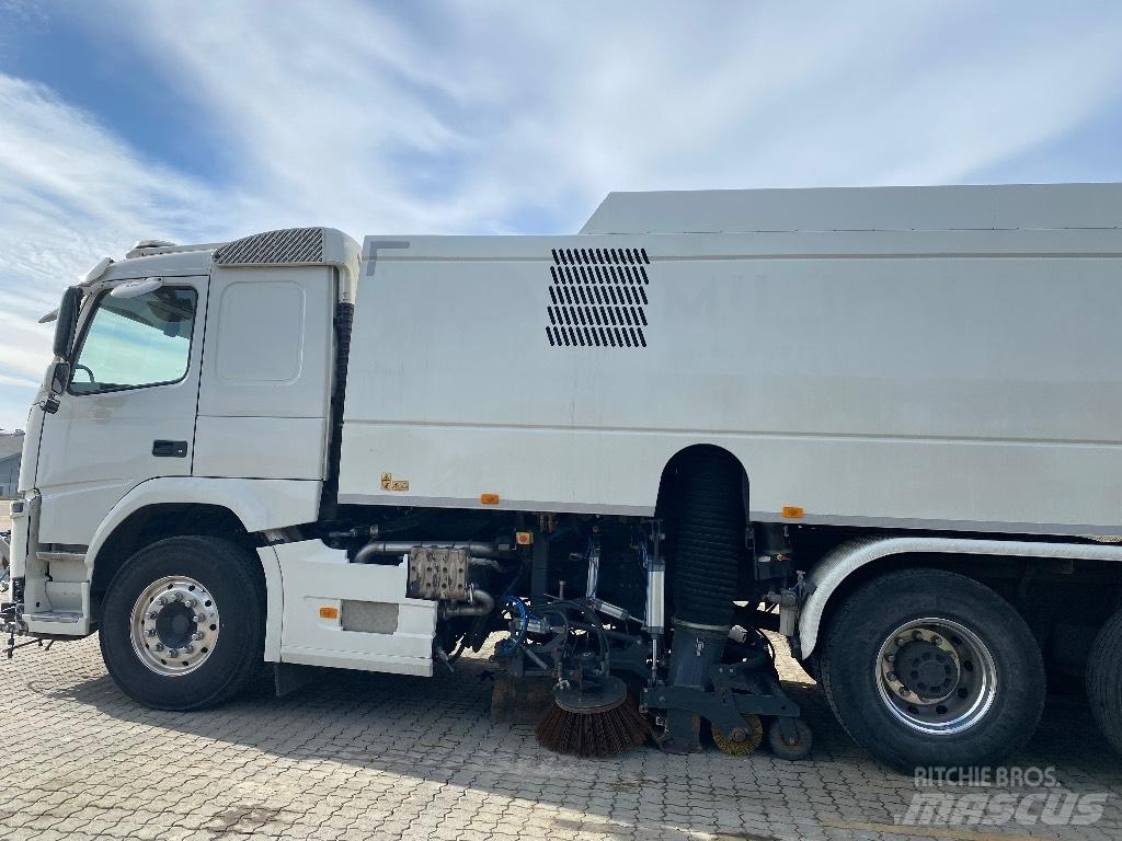 Volvo FM 500 Камиони за почистване