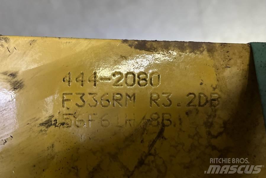 CAT 336 F L Стрели и рамена
