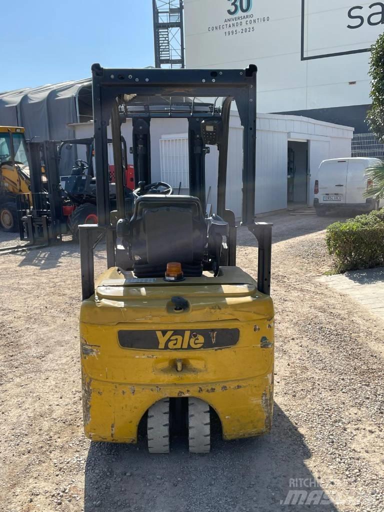 Yale ERP 16 VT Електрически вилични кари-повдигачи