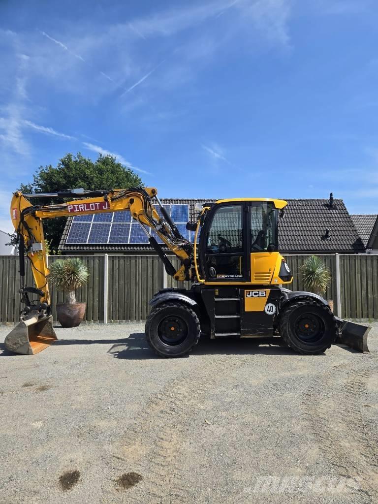 JCB 110 W Колесни екскаватори