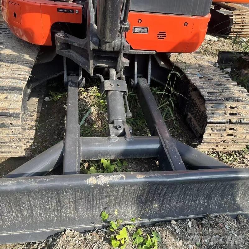 Kubota U 40 Мини екскаватори < 7 т