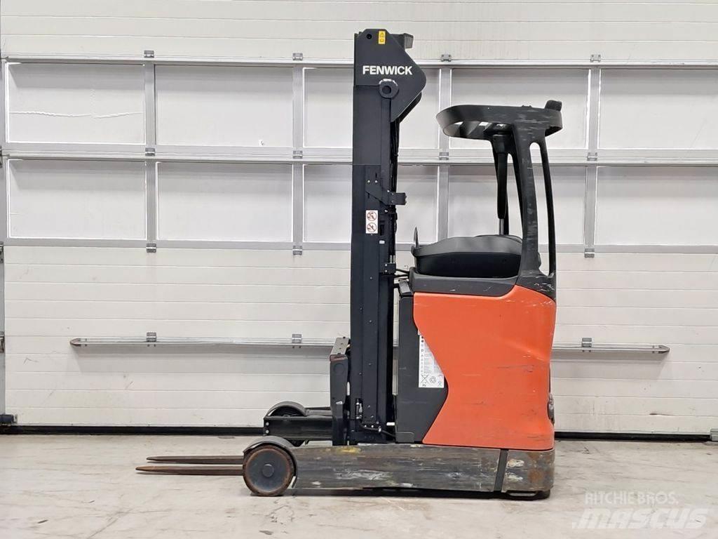 Linde R14-01 Ретрак/ Високоповдигач с изместване на вилката напред