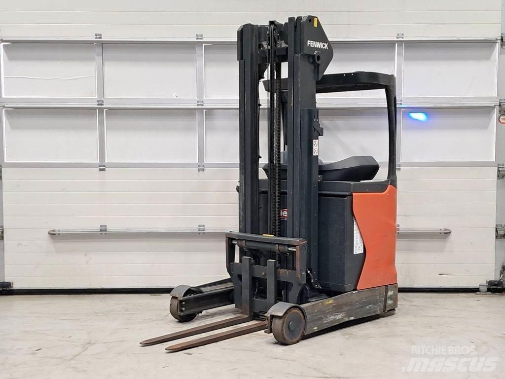 Linde R14-01 Ретрак/ Високоповдигач с изместване на вилката напред