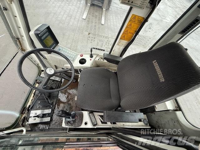 Liebherr A 924 B CAB Кабина