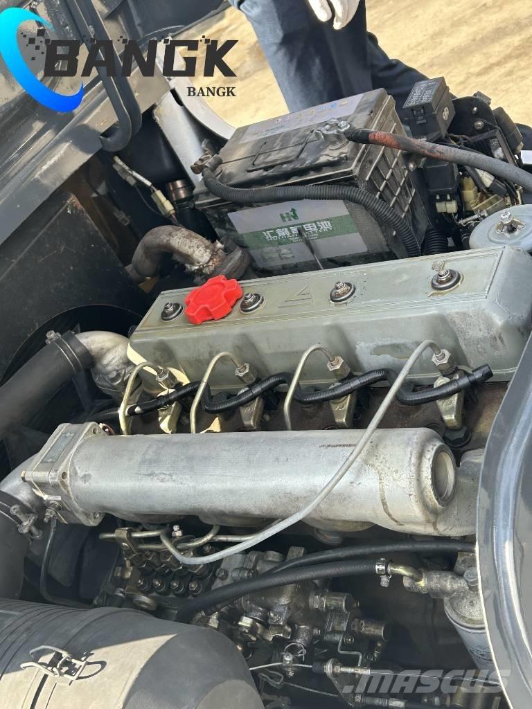 TCM FD30T3C Дизелови камиони