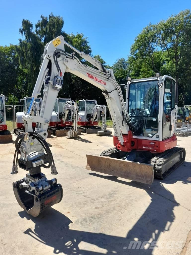 Takeuchi TB 335 R Мини екскаватори < 7 т
