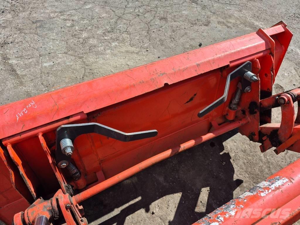 Kubota B 26 Компактни трактори